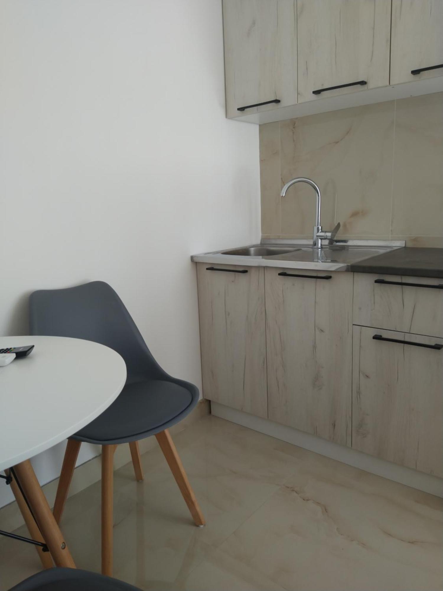 Hostel Vera - Airport Podgorica Mitrovici  Exteriör bild